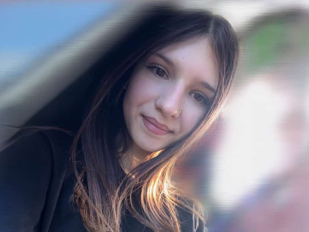 Jugendliche bei Schülerpraktikum im Jugendzentrum Zingst, Lernen und Spaß haben.